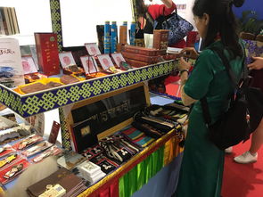 我區在首屆中國特色旅游商品大賽中喜獲佳績，工藝美術品及禮儀用品銷售前景廣闊